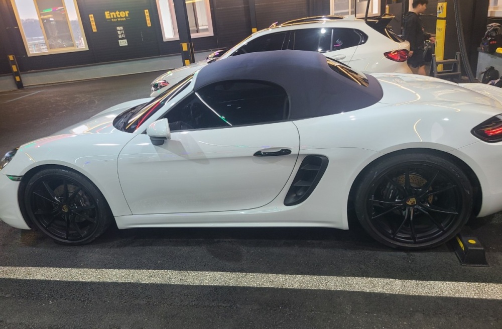 Porsche 718 boxster