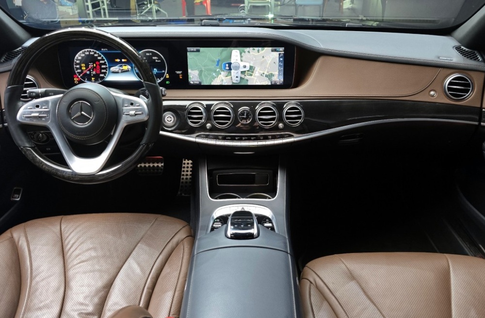 Mercedes-Benz S-Class W222