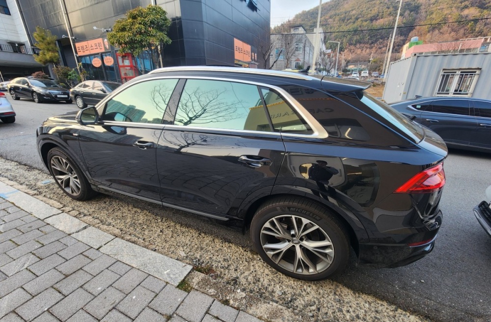 Audi Q8 (4M)