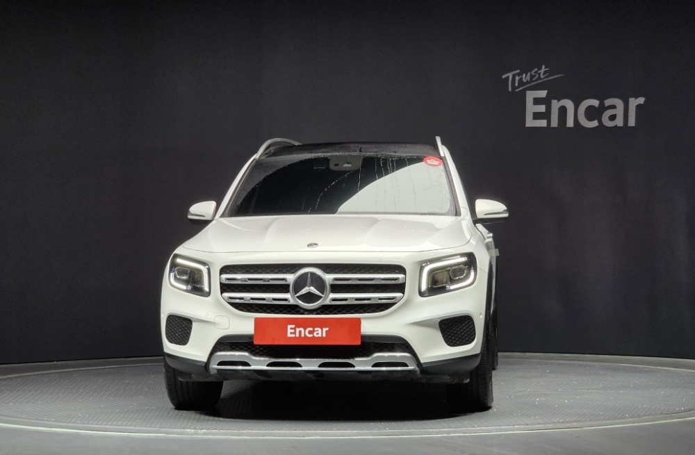 Mercedes-Benz GLB-Class X247