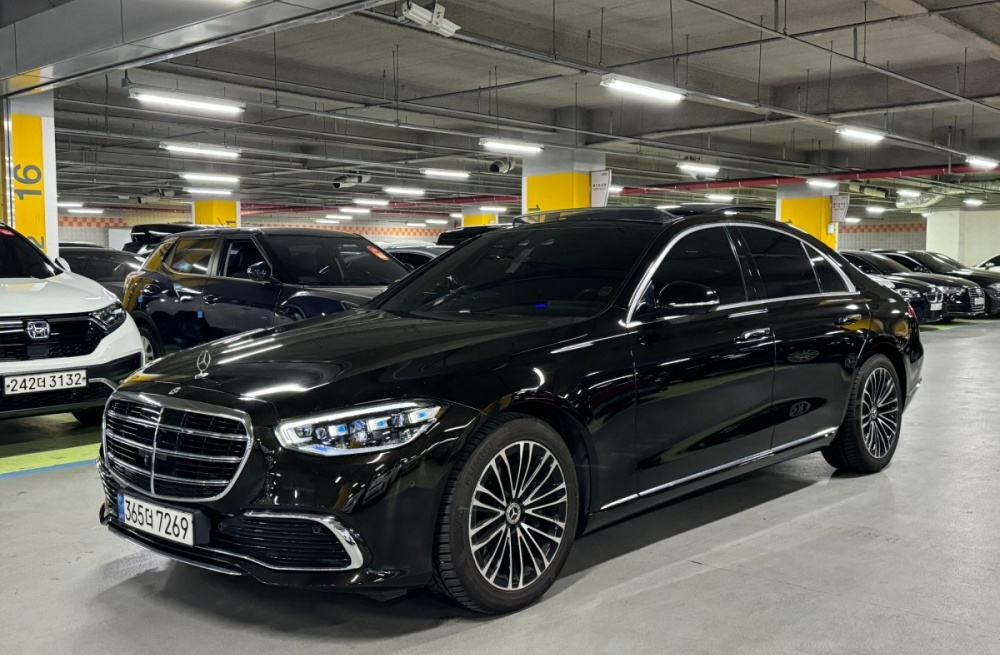 Mercedes-Benz S-Class W223