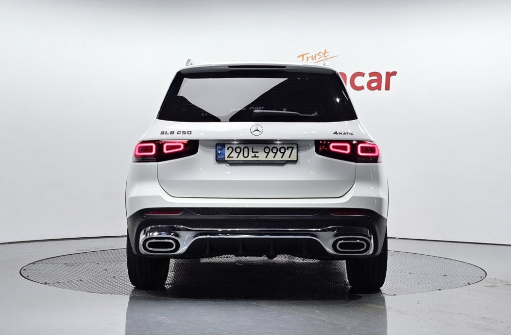 Mercedes-Benz GLB-Class X247