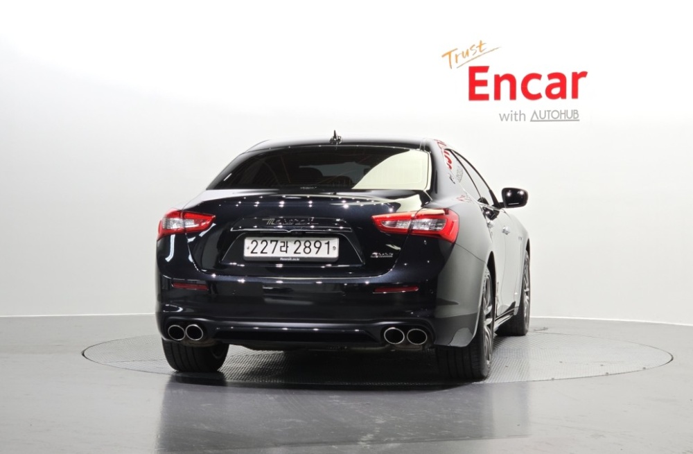 Maserati Ghibli