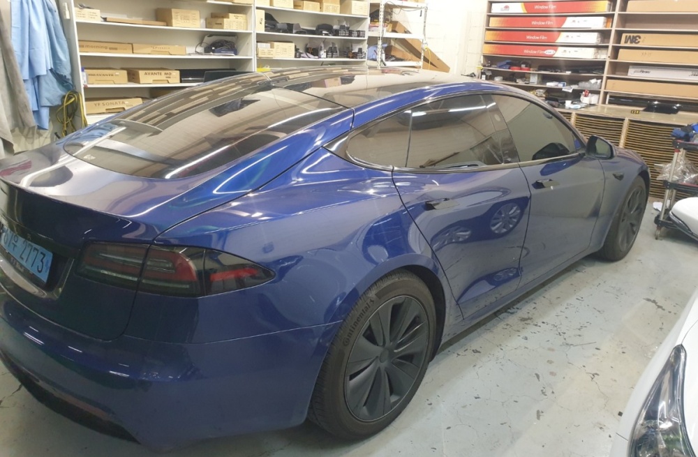 Tesla Model S