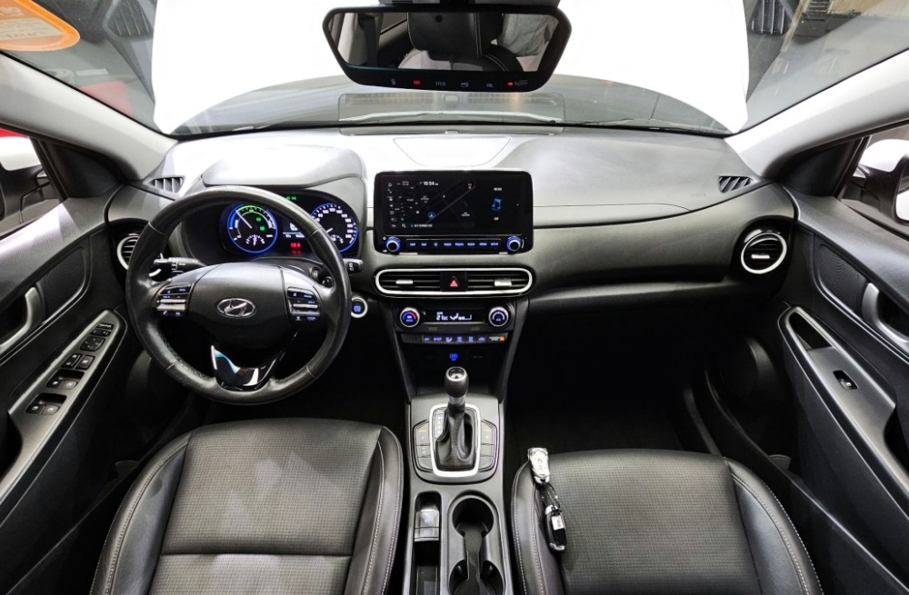 Hyundai kona hybrid