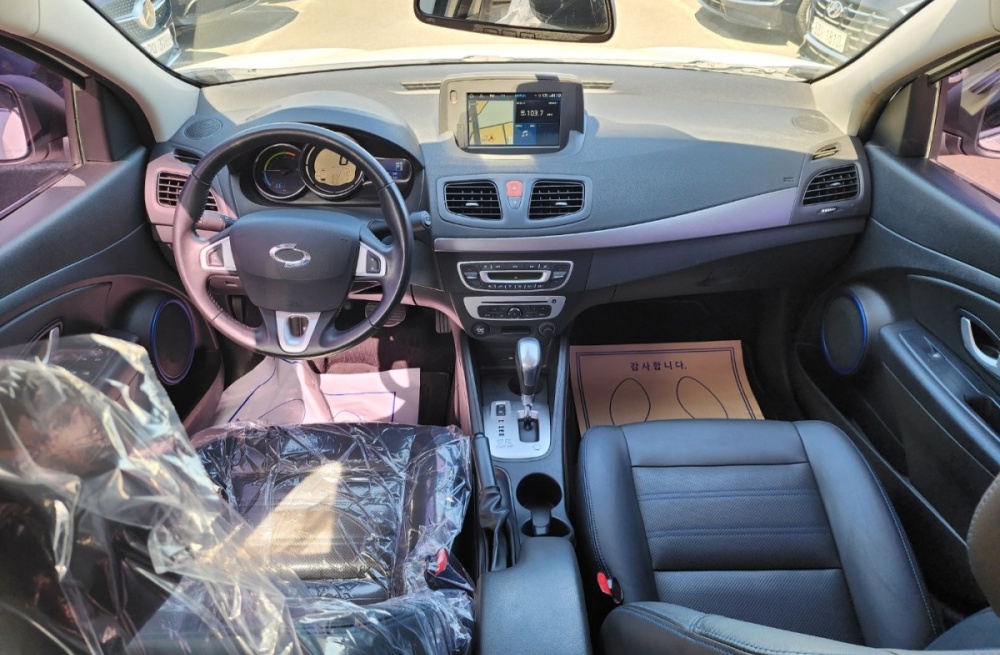 Renault Korea (Samsung) SM3 Z.E.