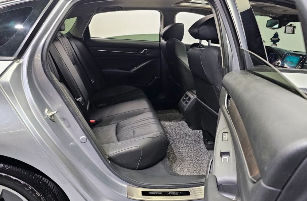 Honda Accord 10th Gen