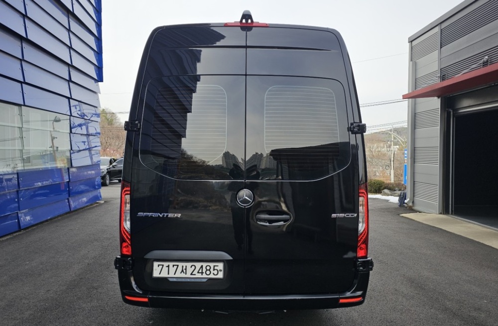 Mercedes-Benz sprinter