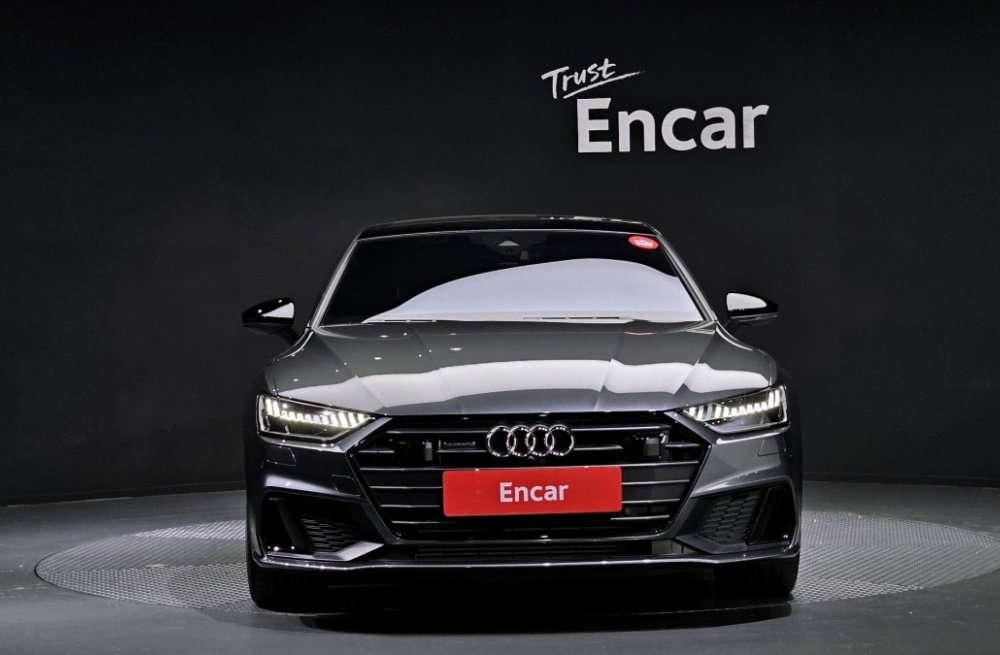 Audi A7 (4K)