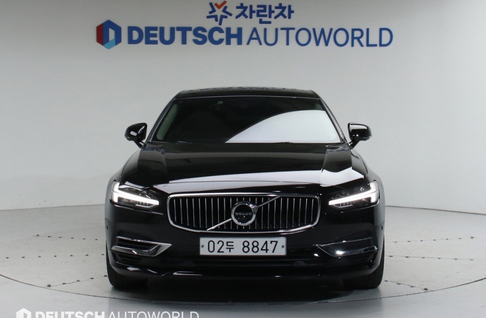 Volvo S90