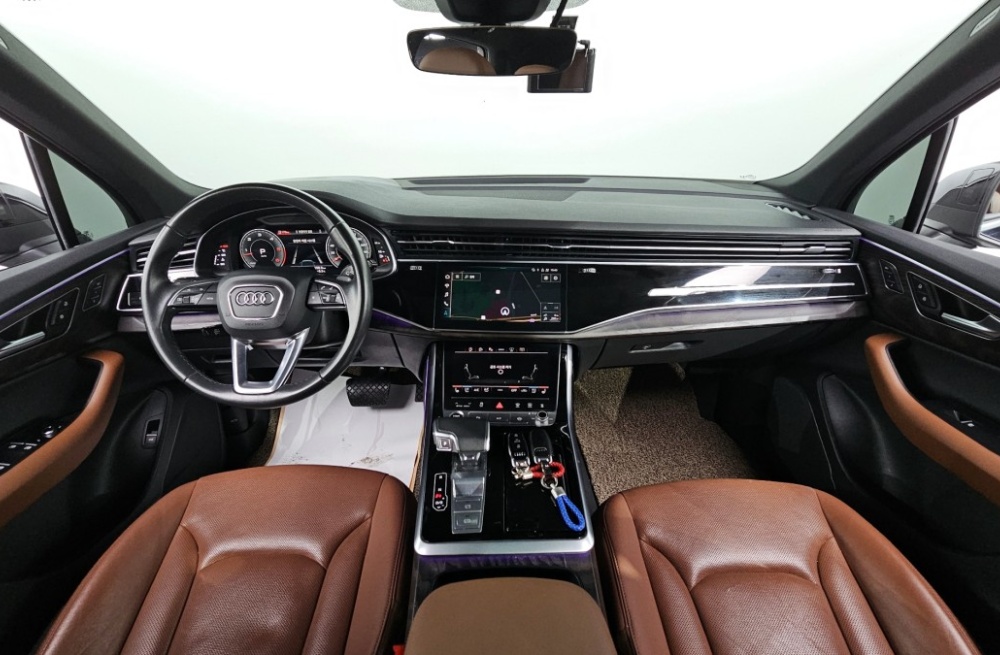 Audi Q7 (4M)