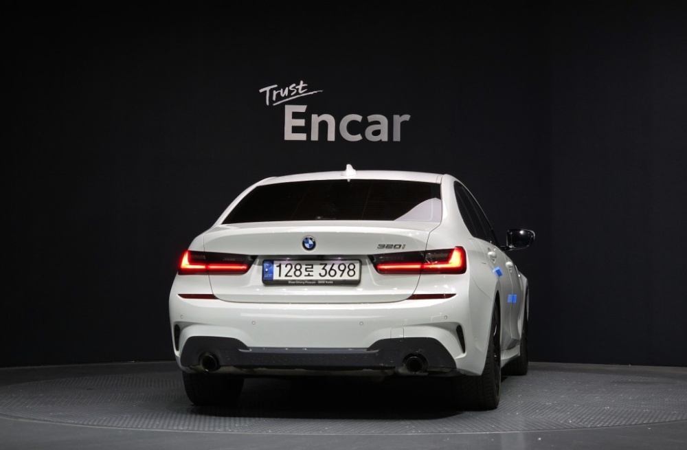 BMW 3 Series (G20)