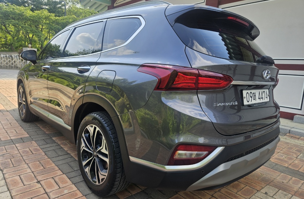 Hyundai Santa Fe TM