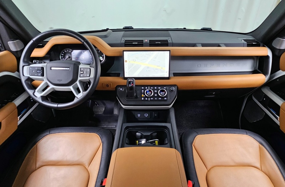 Land rover Defender (L663)