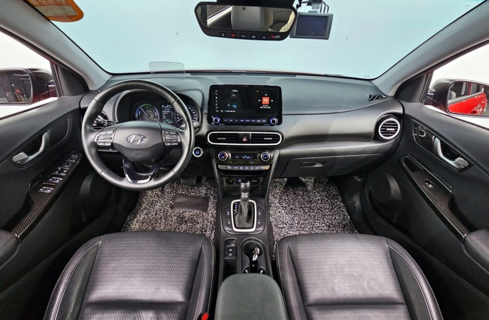 Hyundai kona hybrid