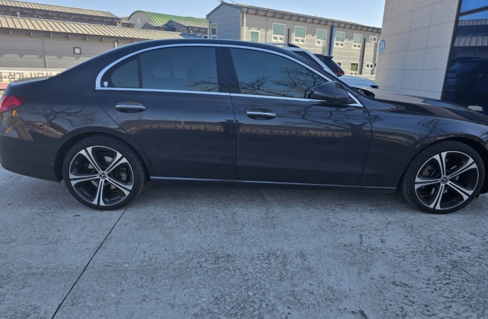 Mercedes-Benz C-Class W205