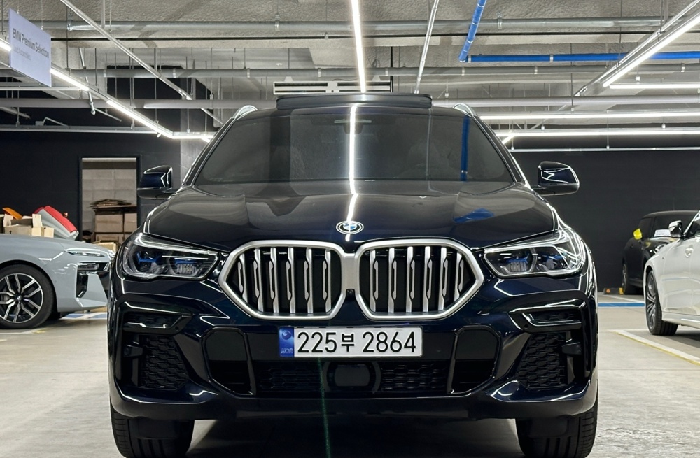 BMW X6 (G06)