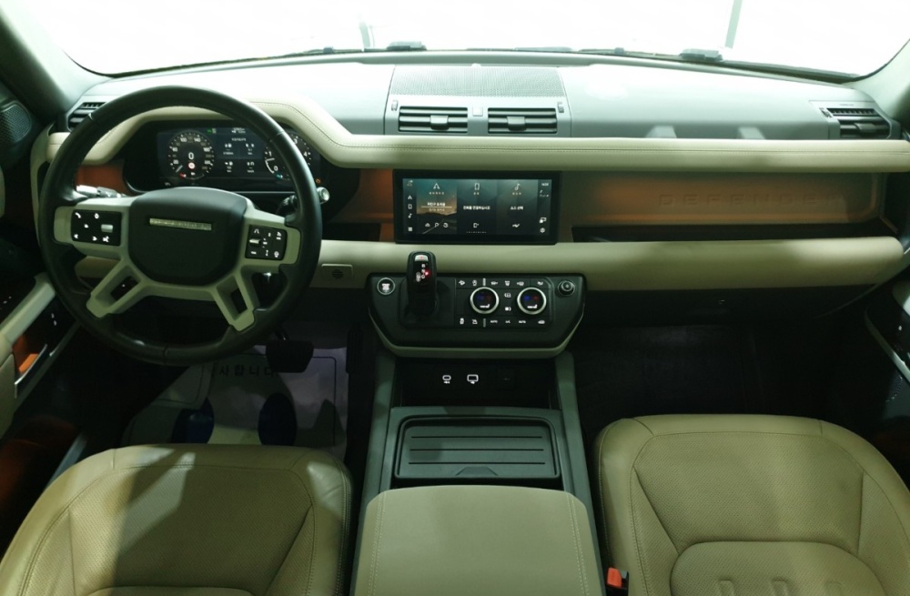 Land rover Defender (L663)