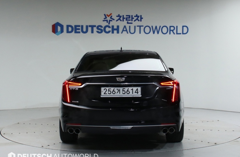 Cadillac CT6