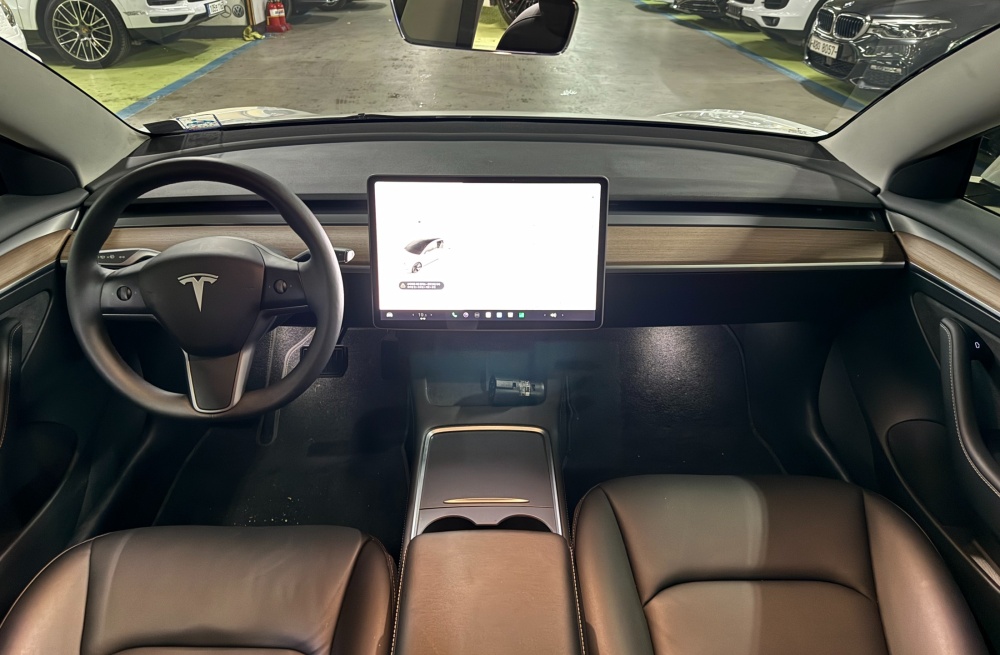 Tesla model 3