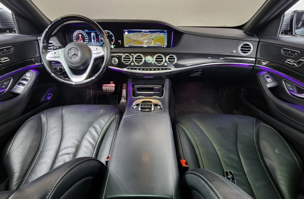 Mercedes-Benz S-Class W222