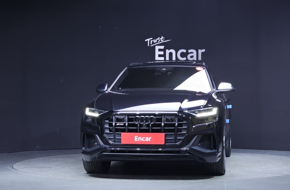 Audi SQ8