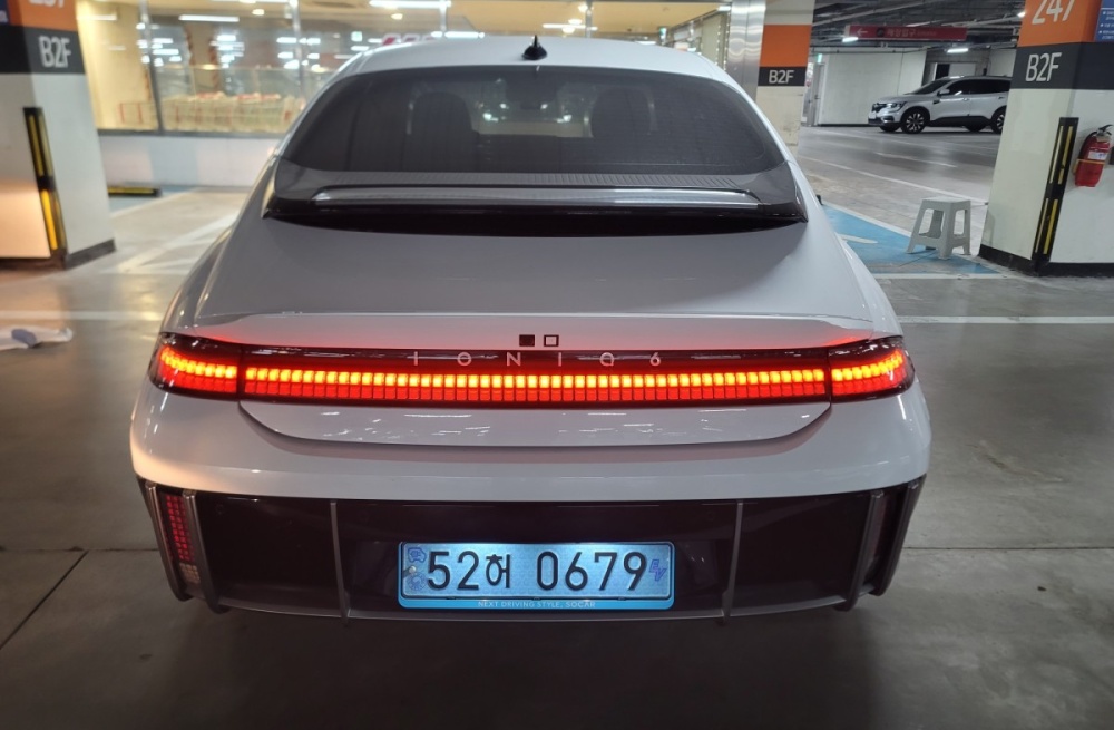 Hyundai Ioniq 6