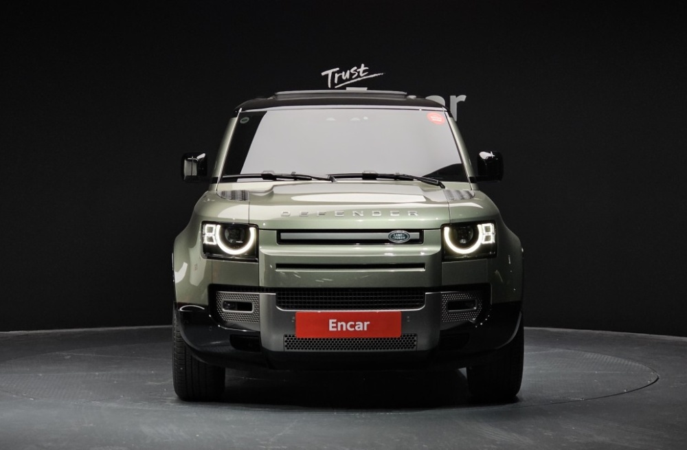 Land rover Defender (L663)