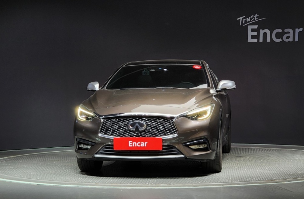 Infinity Q30