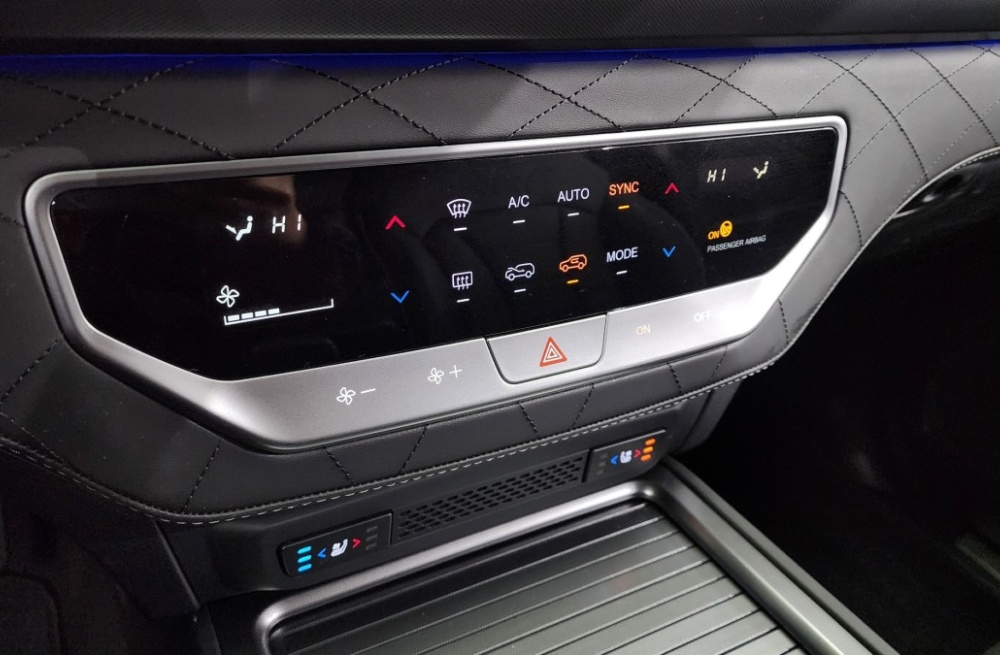 KG Mobility (Ssangyong) Rexton New Arena