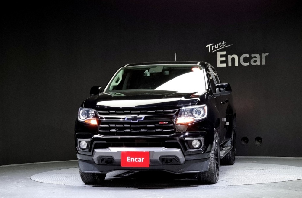 Chevrolet (GM Daewoo) real new colorado
