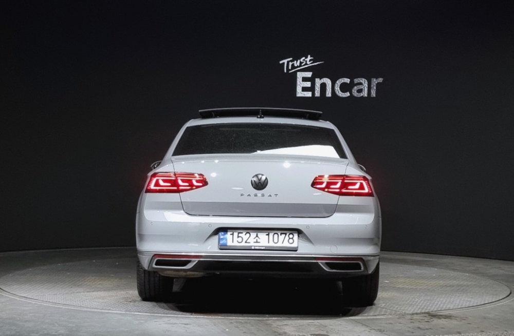 Volkswagen Passat GT (B8)