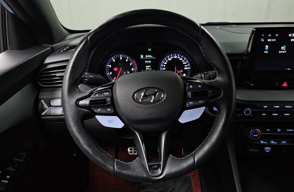 Hyundai Veloster (JS)