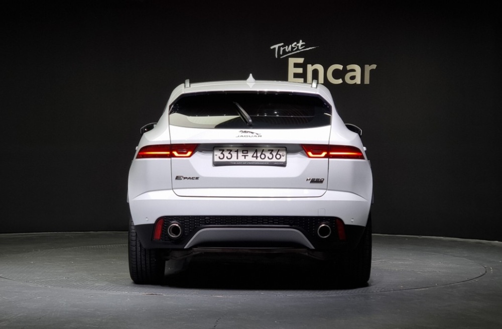 Jaguar E-PACE