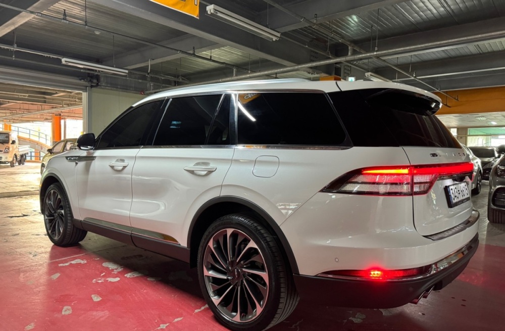 Lincoln Aviator 2nd generation