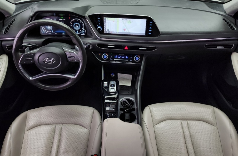 Hyundai Sonata (DN8)