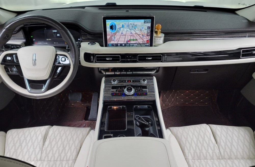 Lincoln Aviator 2nd generation