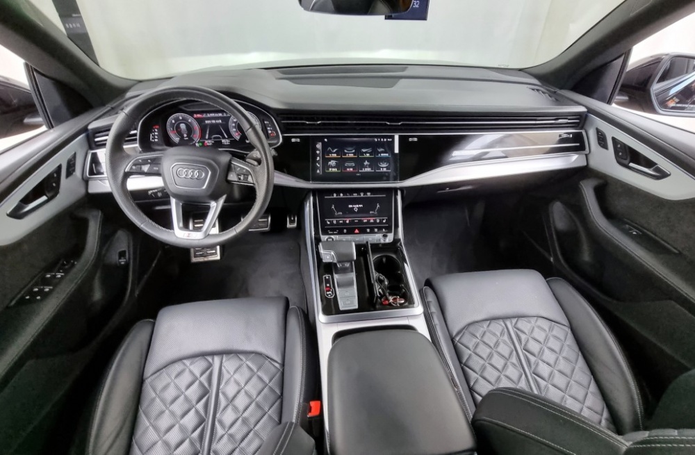 Audi Q8