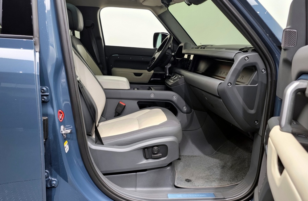 Land rover Defender (L663)