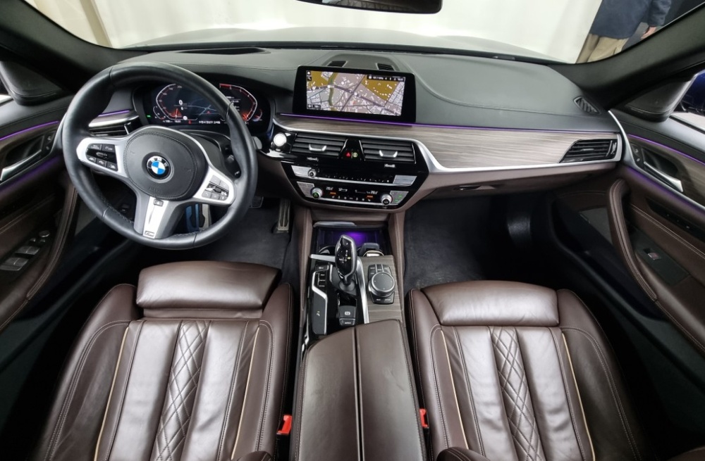 BMW 5 series (G30)