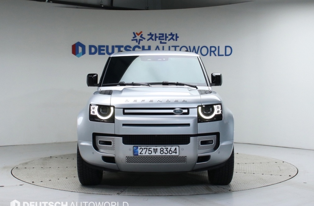 Land rover Defender (L663)