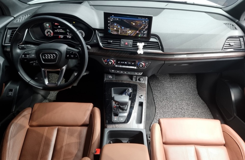 Audi Q5 (FY)
