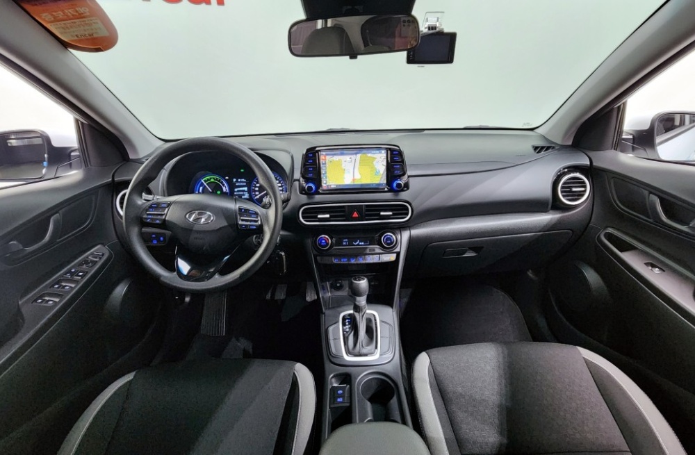 Hyundai kona hybrid