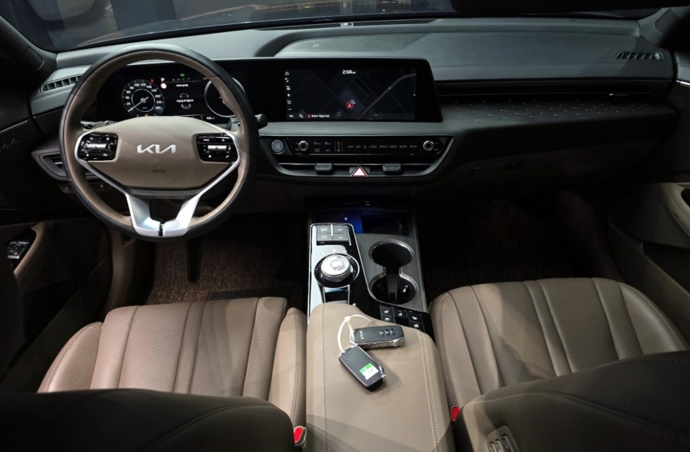 Kia K8