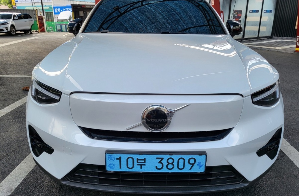 Volvo C40 recharge