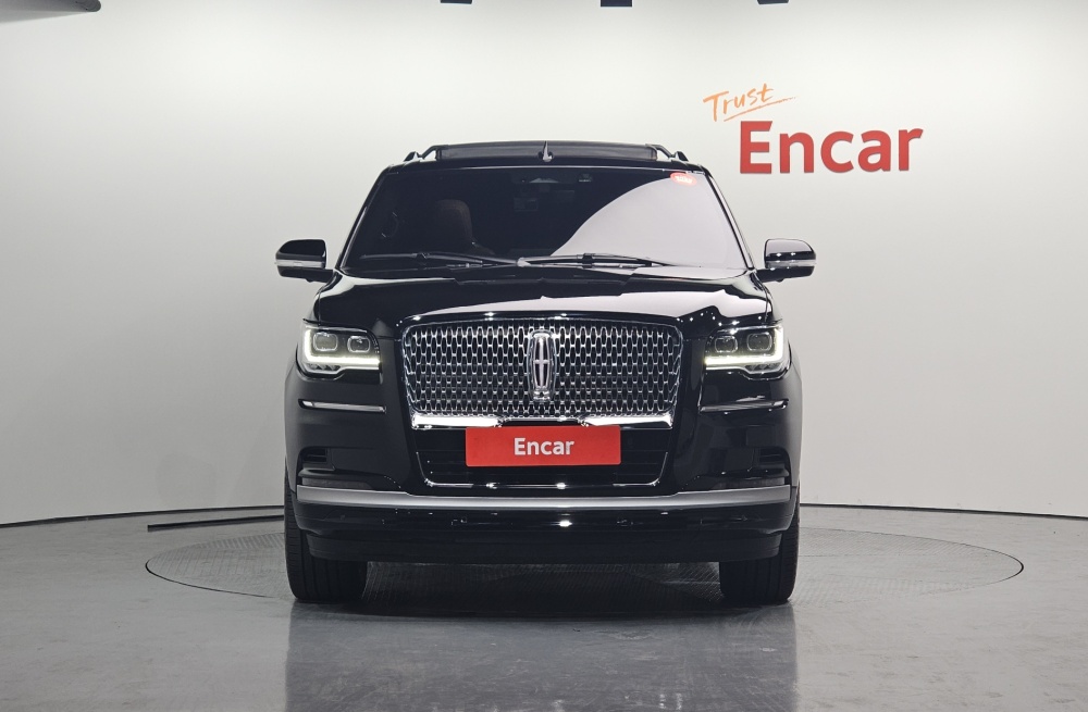 Lincoln Navigator 4th generation