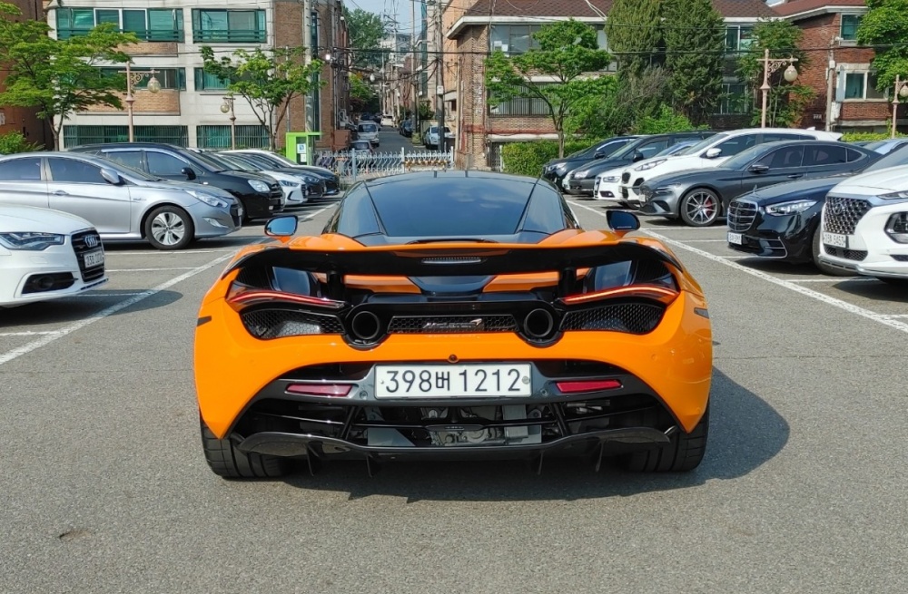 McLaren 720S