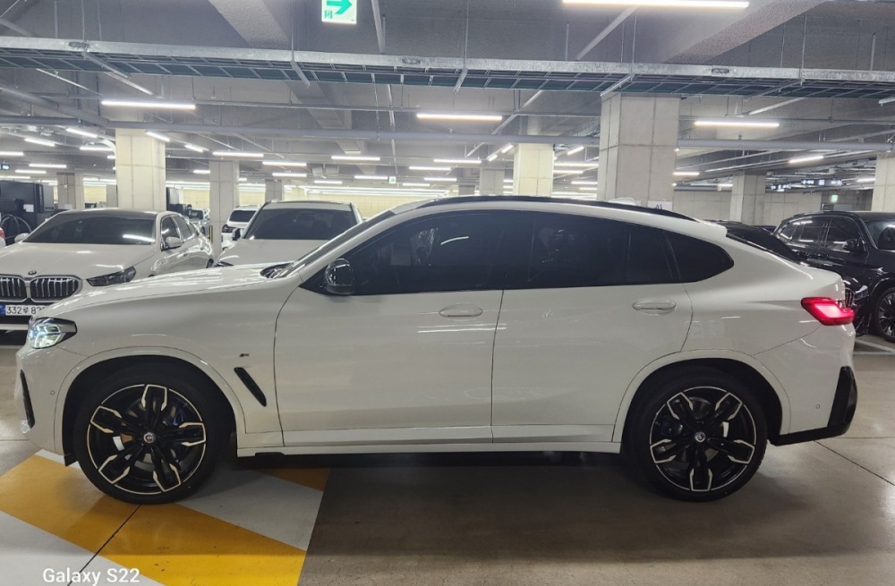 BMW X4 (G02)