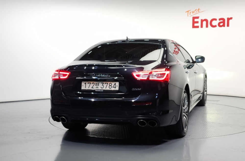 Maserati Ghibli