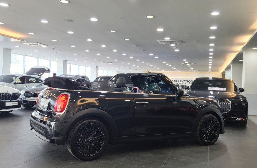 Mini cooper convertible